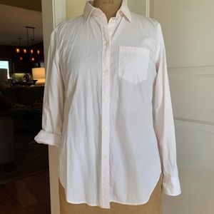 Gap Fitted Boyfriend Shirt Size M